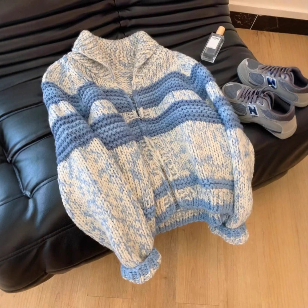 Damen Strickjacke mit breiten Streifen und hochwertigem Reißverschluss R&B