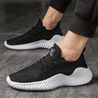 Damen Sportliche Sneaker mit elastischer Knöchelpartie und rutschfester Sohle