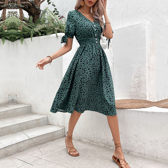 Damen Midi-Kleid mit Schaltknopf-Design und femininen Rüschendetails R&B
