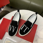 Damen Slip-On Sneakers mit modischem Logo-Design R&B