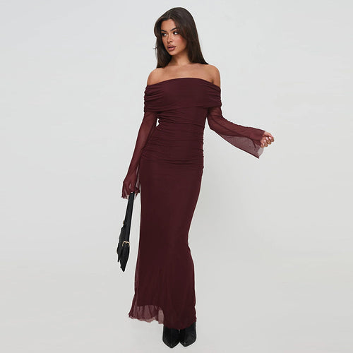 Damen figurbetontes Maxikleid mit schulterfreiem Design und Rüschendetails R&B