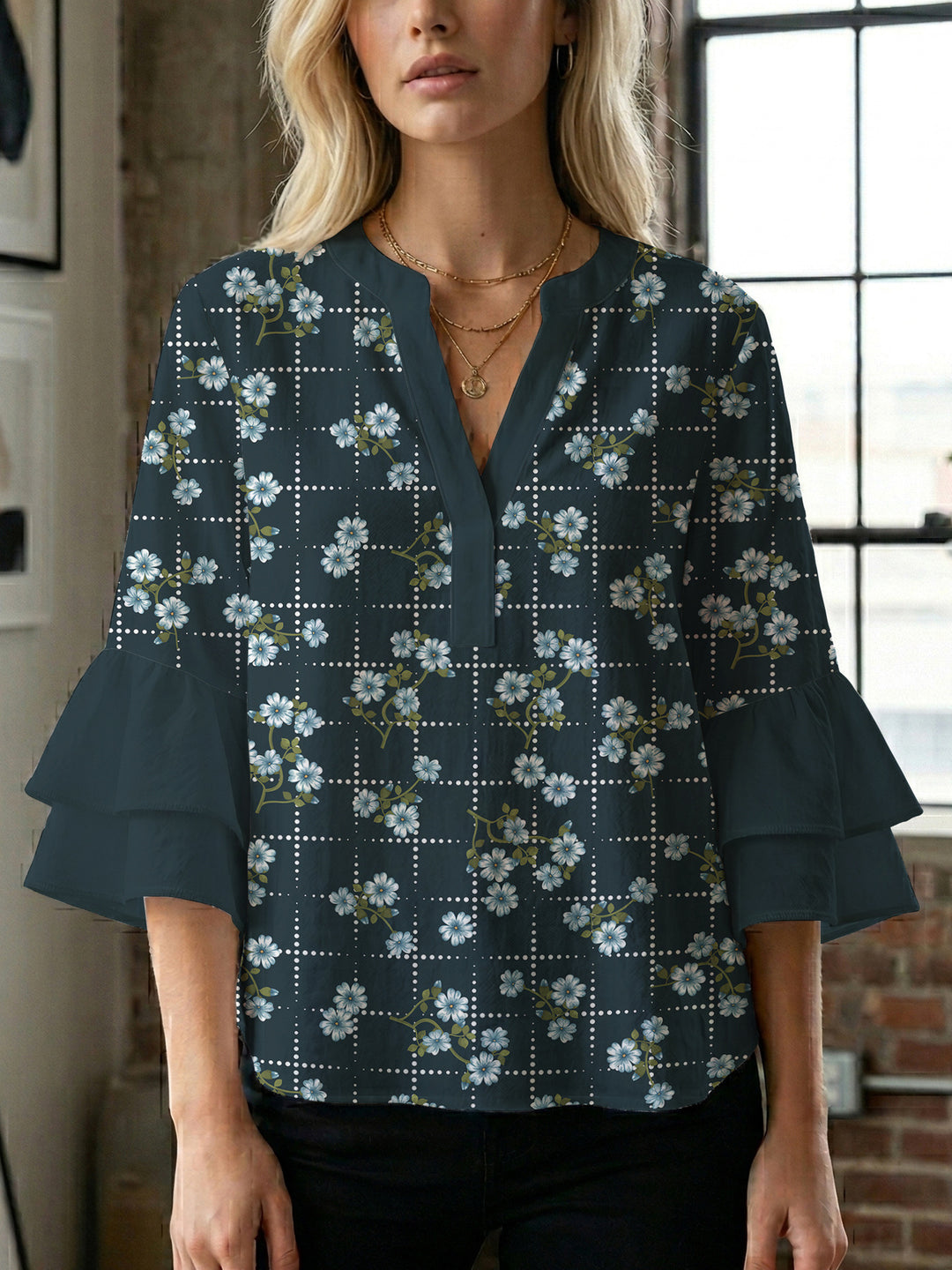 Damen Bluse mit voluminösen Ärmeln und floralem Design R&B