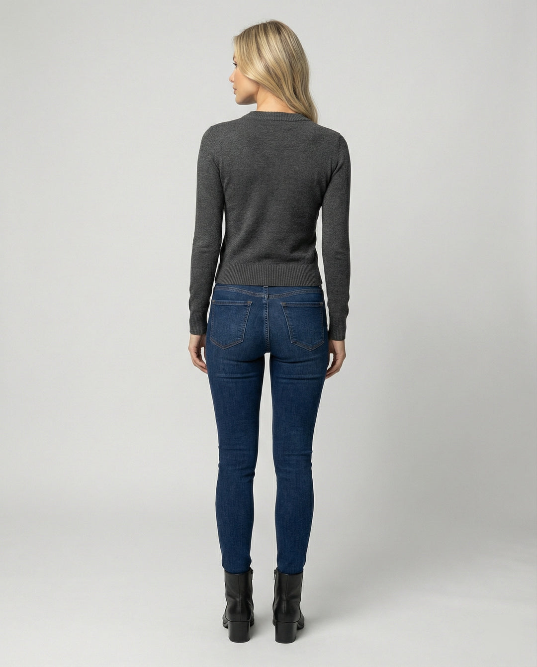 Schlankmachendes Rundhals Woll-Strickshirt für Damen im Herbst Winter