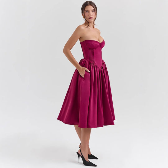 Damen Couture-Kleid im schulterfreien Trägerdesign mit voluminösem Rock R&B