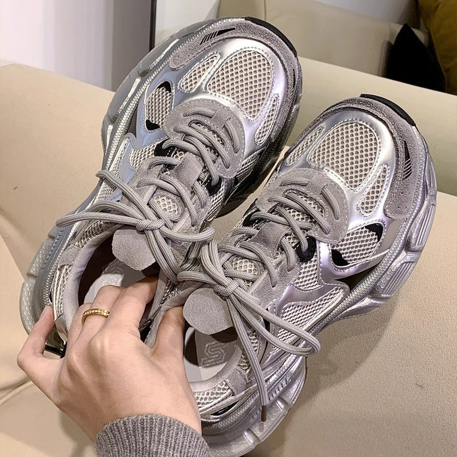 Damen Sportliche Sneakers mit Mesh-Obermaterial und reflektierenden Akzenten R&B
