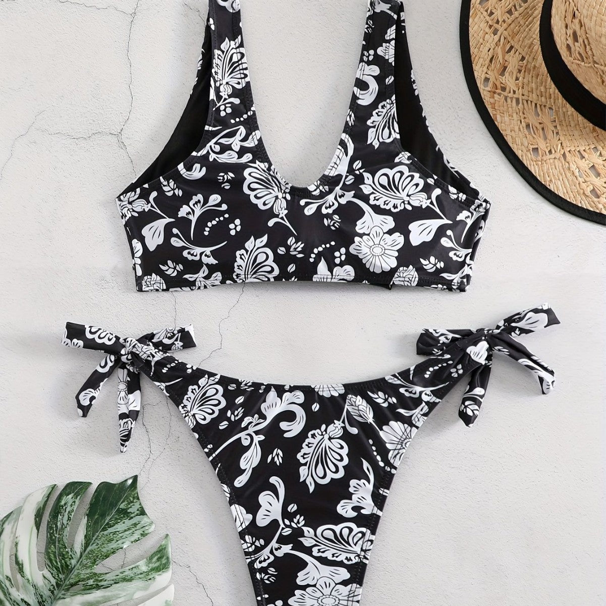 Damen Triangel-Bikini mit verspieltem Knoten-Detail R&B