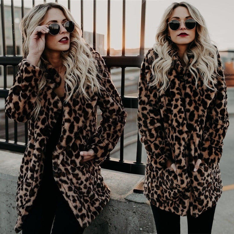 Damen Kuschelige Leopardenfelljacke R&B