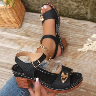 Damen Blockabsatz-Sandalen mit modischem Riemendesign R&B