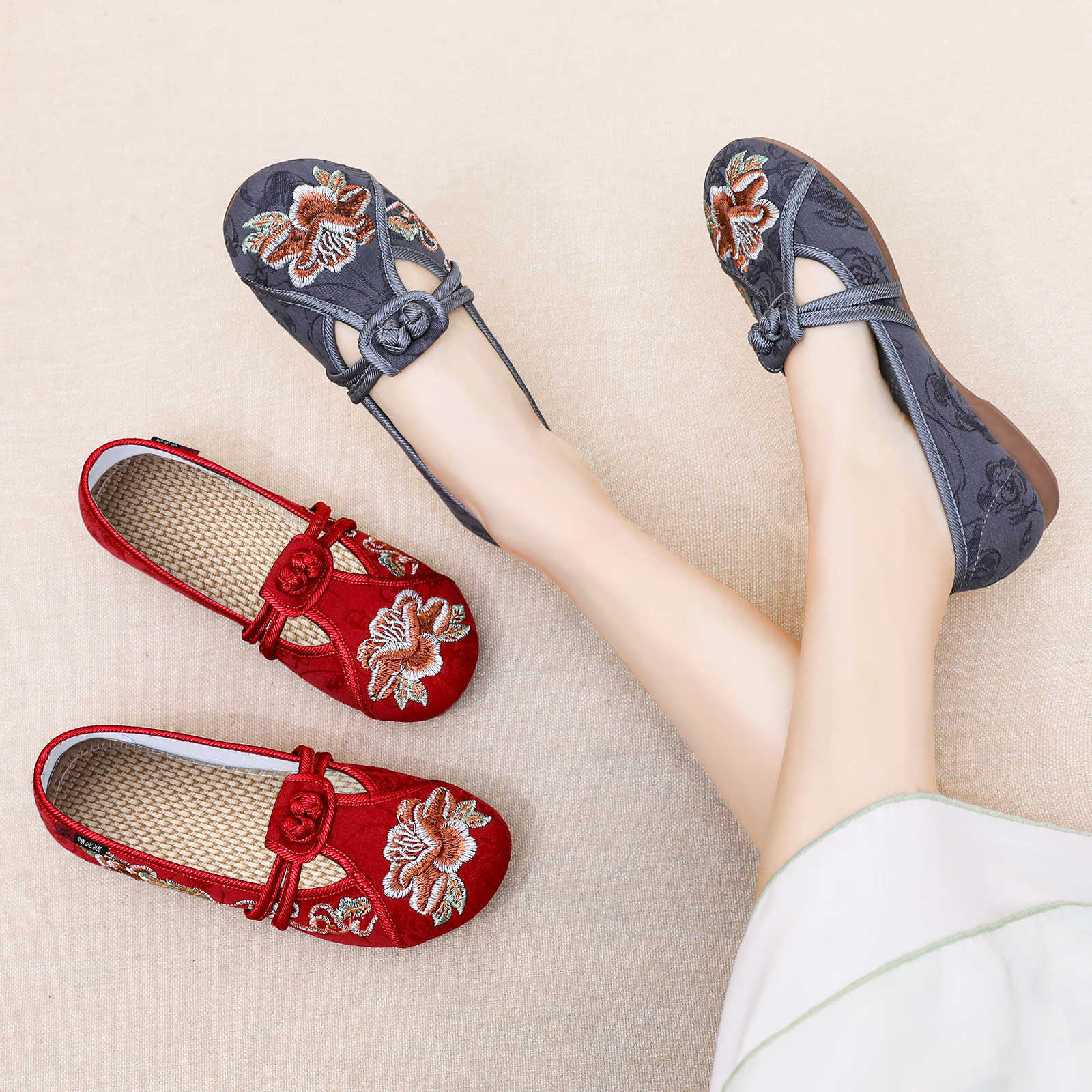 Damen Ballerinas mit kunstvollem Blumenstickerei und elastischem Riemen R&B