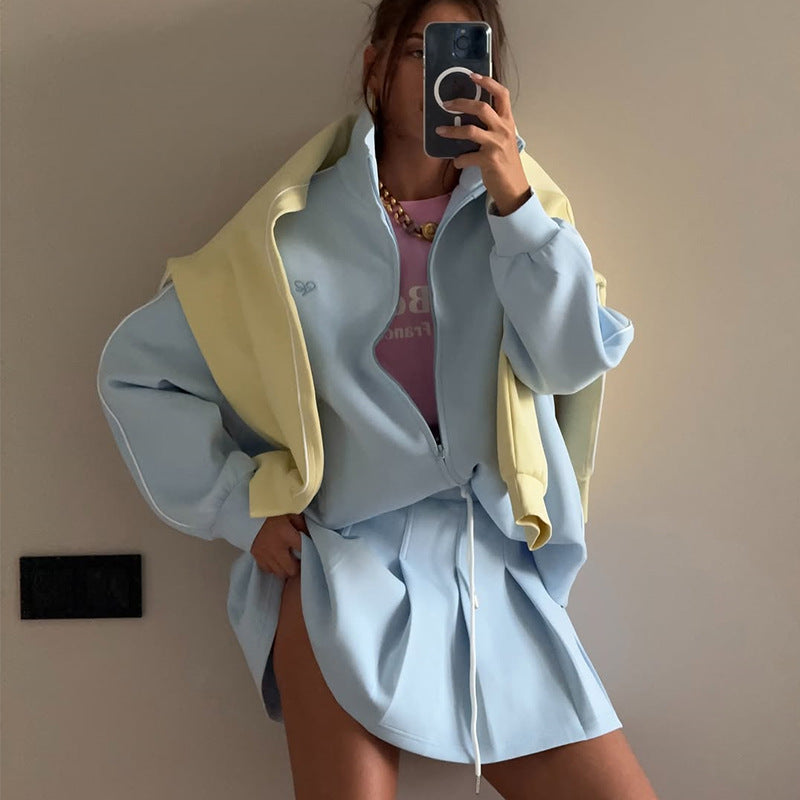 Damen trendige Sport-Loungewear mit komfortablem Oversize-Jacke und Mini-Skirt R&B