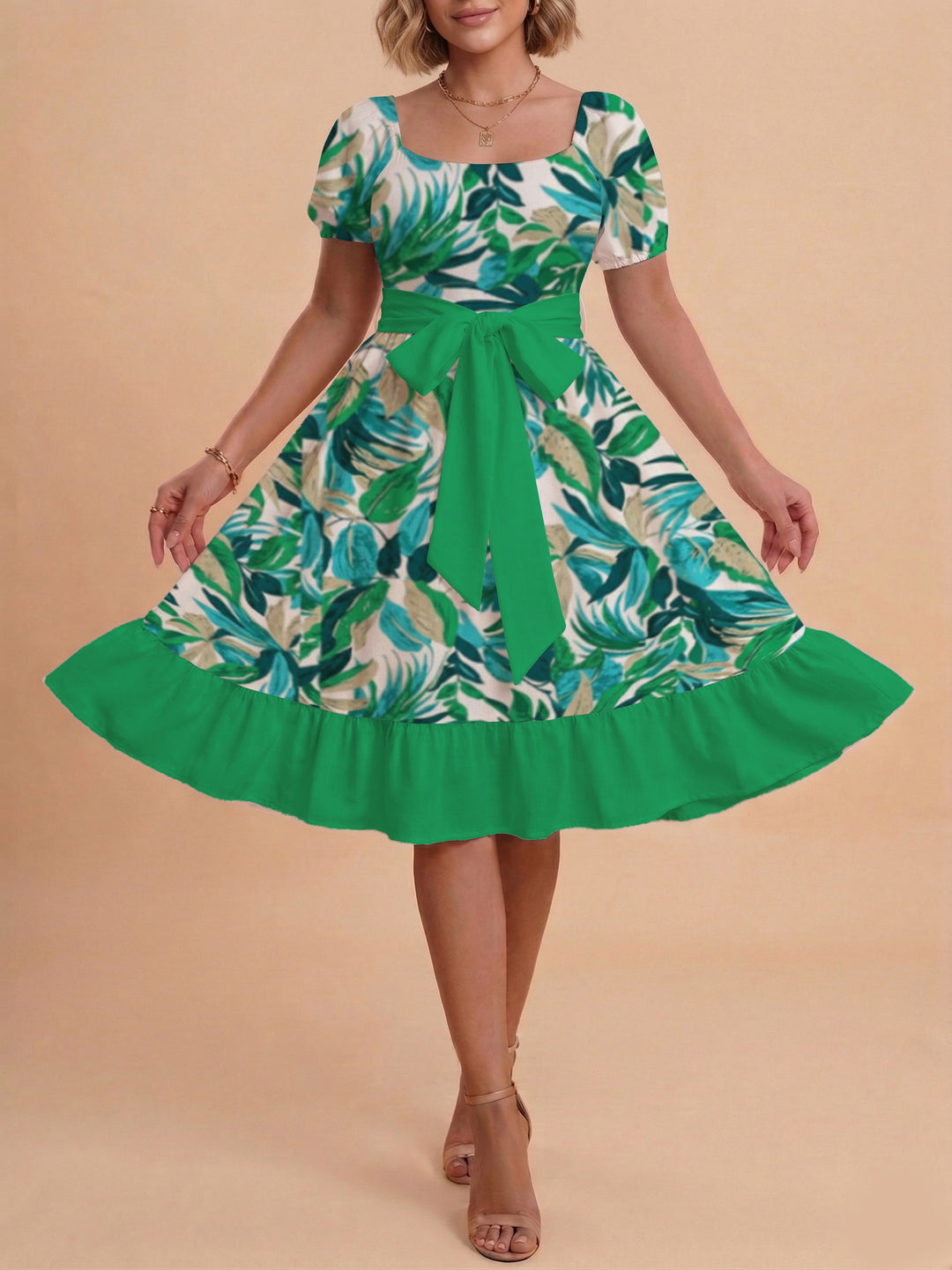 Damen Kleid mit tailliertem Schnitt und verspieltem Blumenmuster R&B