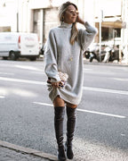 Damen Modisches Strickkleid mit hohem Kragen und oversize Schnitt R&B