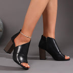 Damen Sandaletten mit peep-toe Design und modischem Reißverschluss R&B