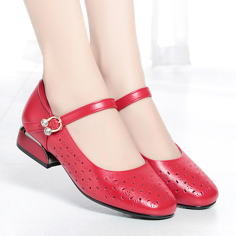 Damen Elegante Ballerinas mit dekorativen Perforationen und komfortablem Riemen R&B