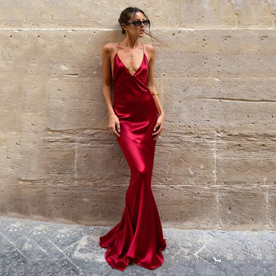 Damen Maxi-Kleid mit tiefem V-Ausschnitt und fließendem Saum R&B
