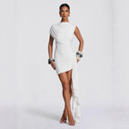 Damen figurumspielendes Cocktailkleid mit asymmetrischem Schnitt und ansprechender Drapierung R&B