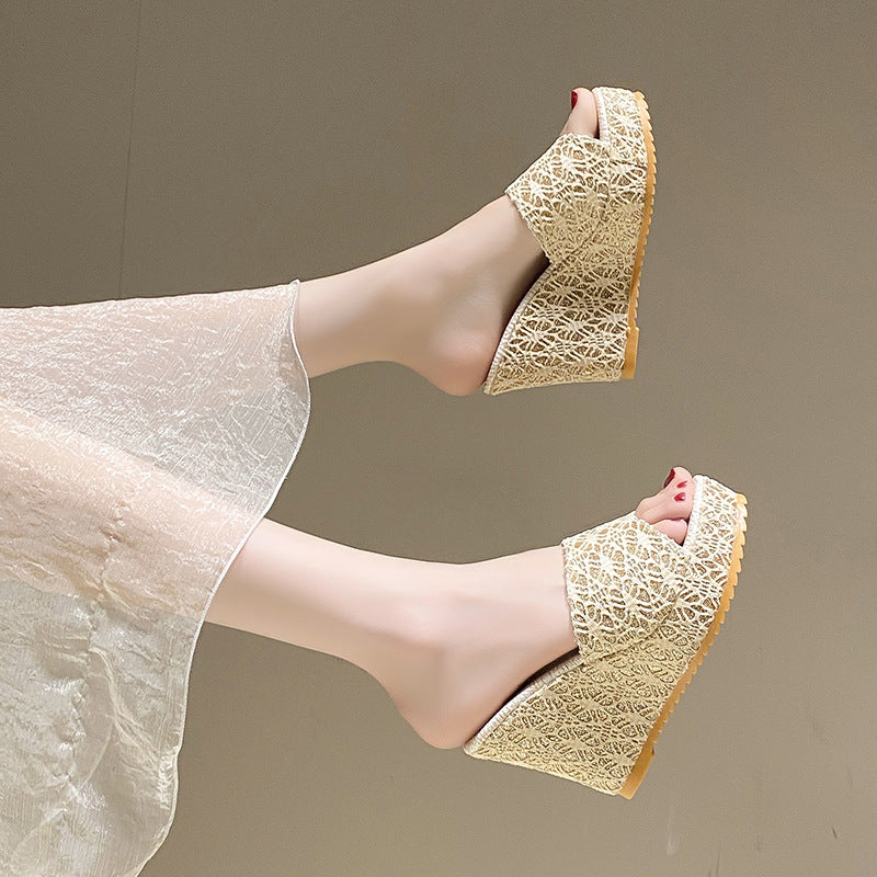 Damen Wedge-Pantoletten mit elegantem Glitzermuster und rutschfester Sohle R&B