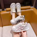 Damen Sportliche Sneakers mit atmungsaktivem Mesh-Obermaterial und dynamischer Dämpfung R&B