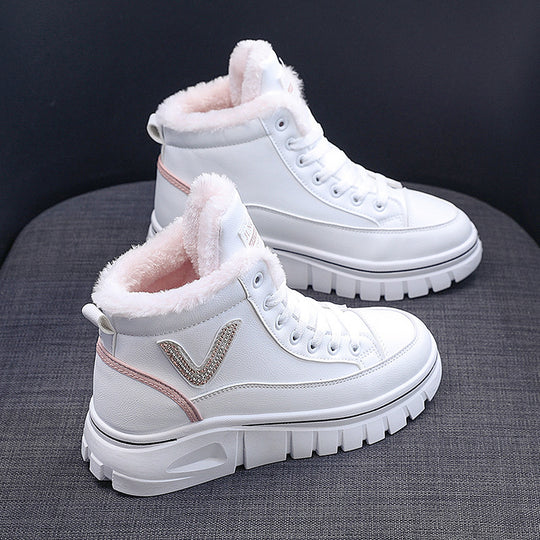 Damen Hohe Winterstiefel mit kuscheligem Innenfutter und robustem Sohlenprofil R&B
