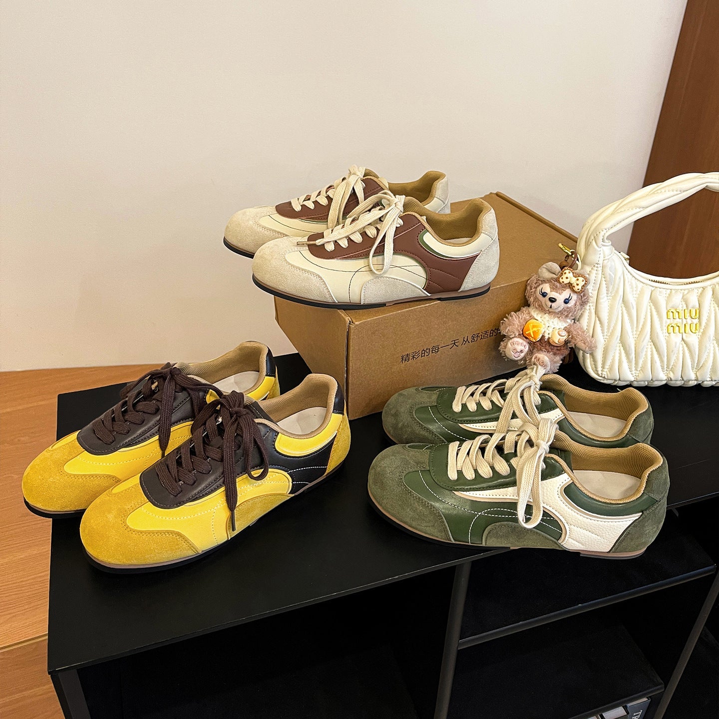Damen Sportliche Sneakers mit modernem Design und atmungsaktiver Obermaterialstruktur R&B
