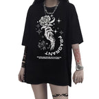 Damen T-Shirt mit künstlerischem Skelettmotiv und einzigartigem Druck R&B