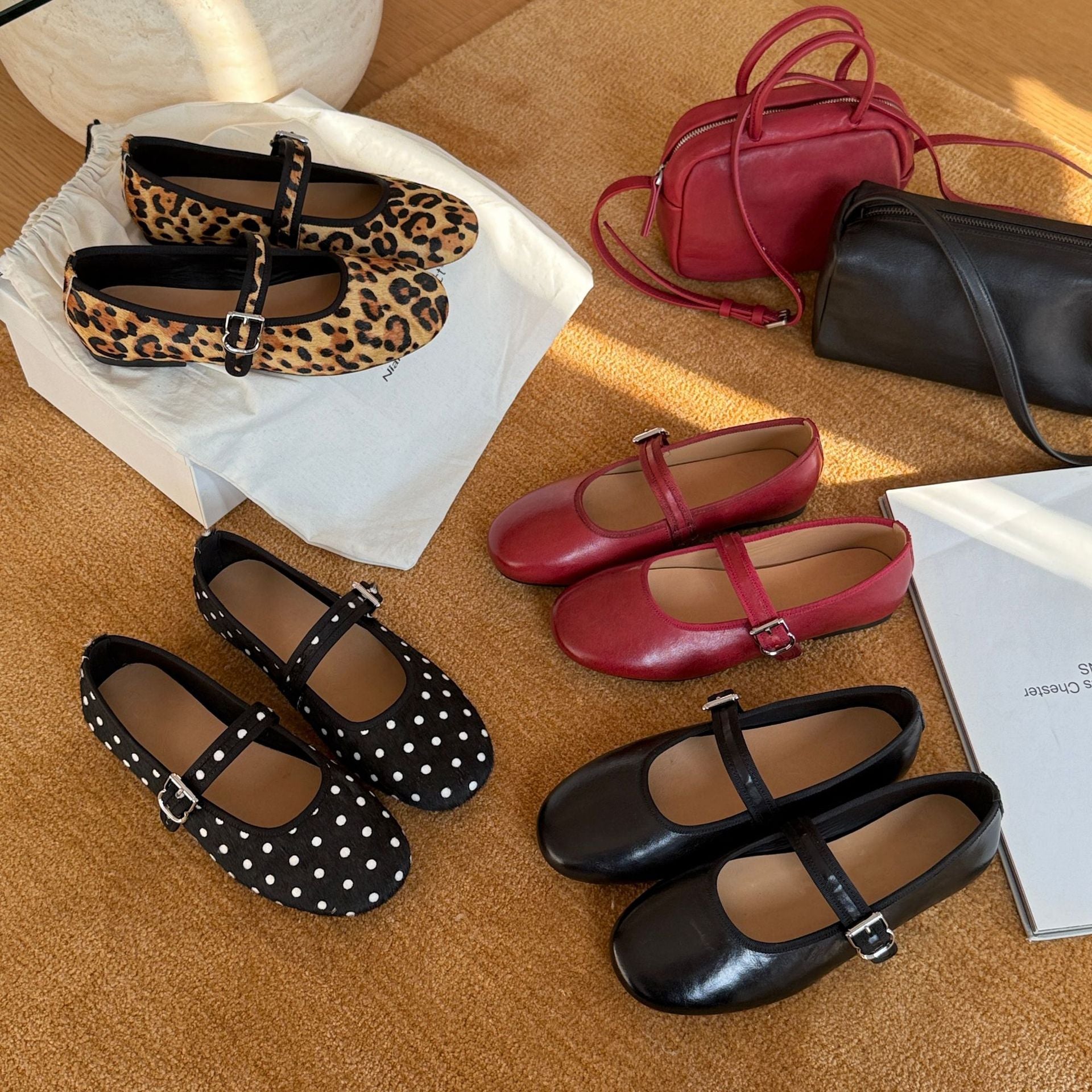 Damen Ballerinas mit verstellbarem Riemchen und gepolsterter Innensohle R&B