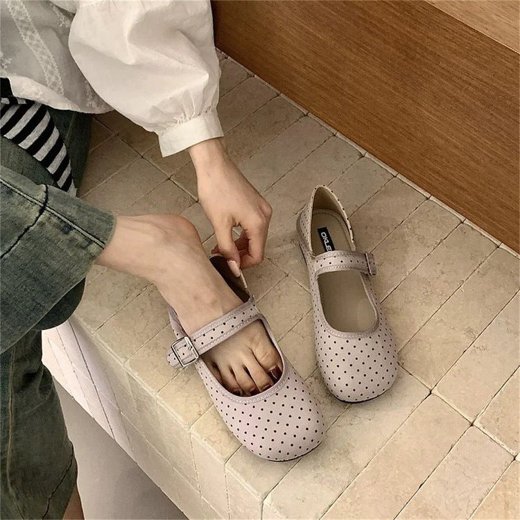 Damen Ballerinas mit verstellbarem Riemchen und perforierter Oberfläche R&B
