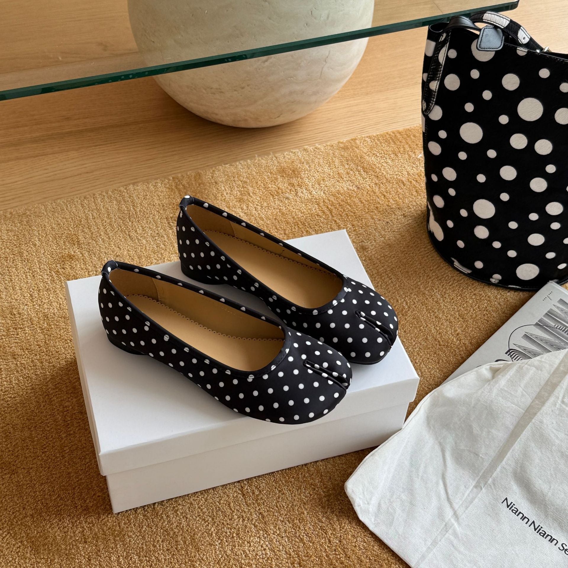 Damen Ballerinas mit modischem Punktmuster und bequemer Sohle R&B