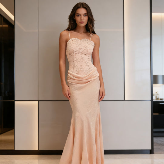 Damen Elegantes Abendkleid mit Spitzenoberteil und schwingendem Rock R&B