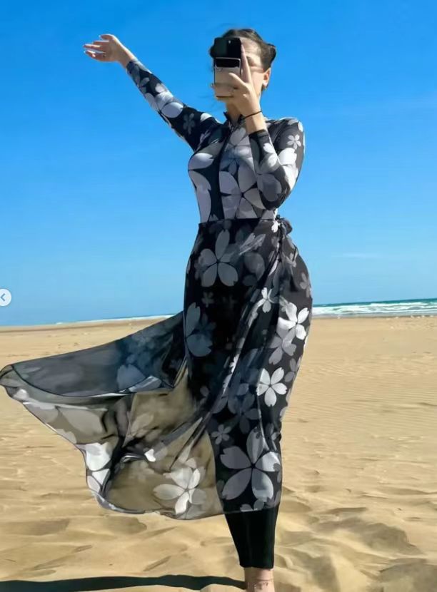 Damen Elegantes und fließendes Strandkleid R&B