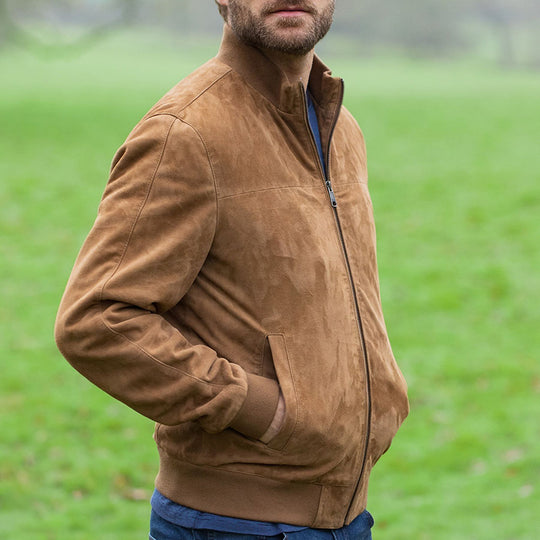 Herren Wildleder-Bomberjacke mit modernem Schnitt
