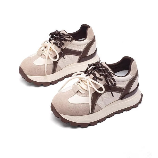 Damen Sportliche Sneakers mit hochelastischer Sohle und modischen Akzenten R&B