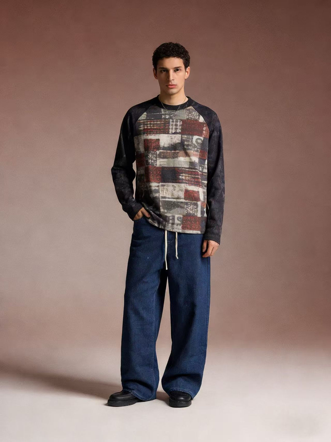 Herren lässiges Sweatshirt mit grafischem Print und Raglanärmeln R&B