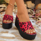 Damen Wedge-Pantoletten mit transparentem Riemen und rutschfester Sohle