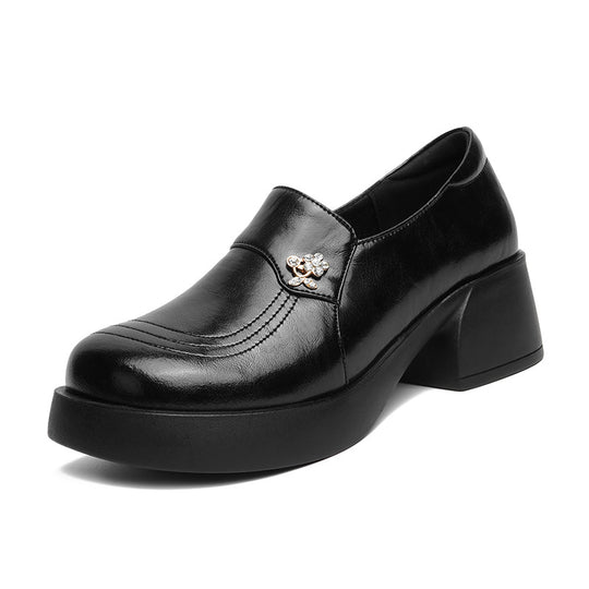Damen Elegante Mokassins mit komfortablem Blockabsatz und glänzendem Schmuckdetail R&B