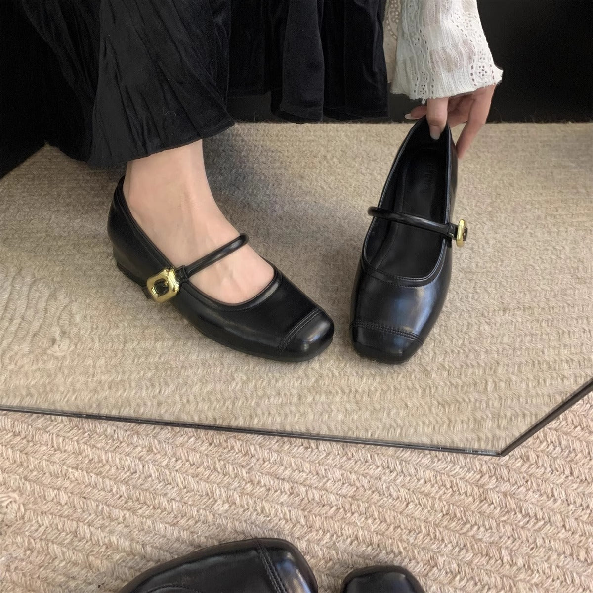 Damen Ballerinas mit eleganter Schnalle und metallischer Oberfläche R&B