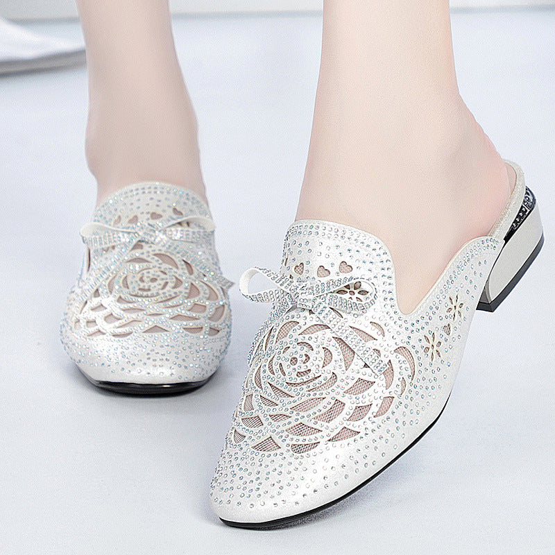 Damen Mules mit funkelndem Strassbesatz und elegantem Spitzenmuster R&B