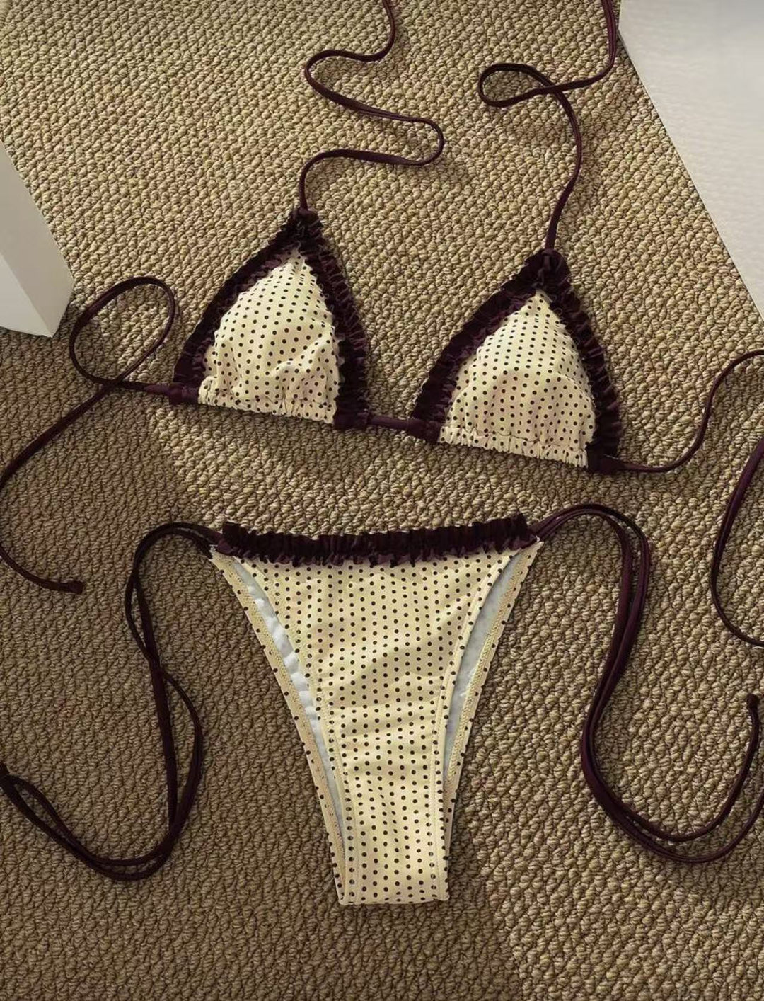 Damen Bikini-Set mit verspieltem Karomuster und charmanten Rüschendetails R&B