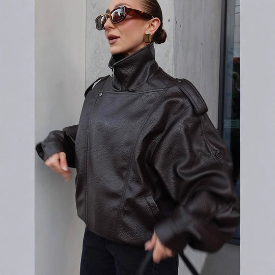 Damen Oversized Kunstlederjacke mit hohem Kragen und voluminösen Ärmeln R&B