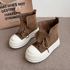 Damen Hochformat Sneakers mit modischem Veloursleder und robustem Plateau