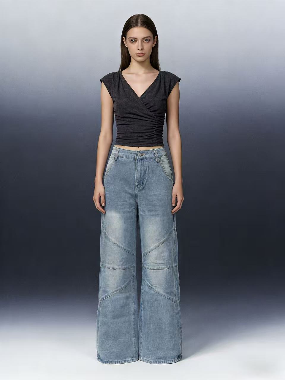 Damen Weite Denim-Hose mit asymmetrischen Nähten