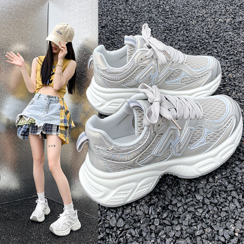 Damen Sportliche Sneakers mit atmungsaktiver Netzstruktur und dämpfender Sohle R&B