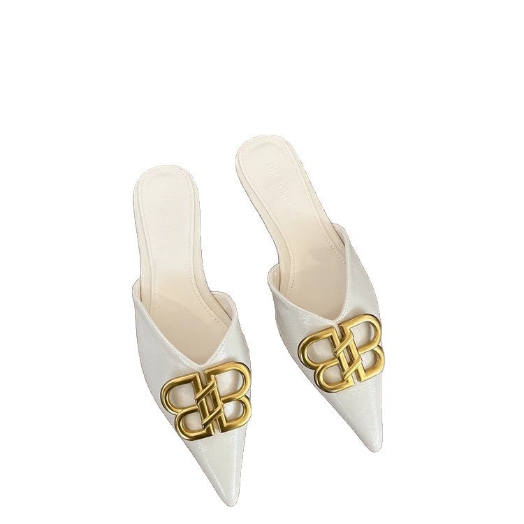 Damen Elegante Mules mit spitzem Zehenbereich und dekorativem Schnallen-Detail R&B