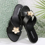 Damen modische Sandalen mit blühender Applikation R&B