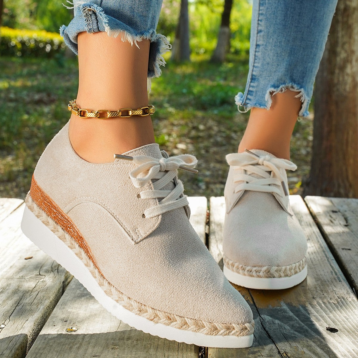 Damen Sneaker mit modischem Bastboden und atmungsaktivem Obermaterial R&B