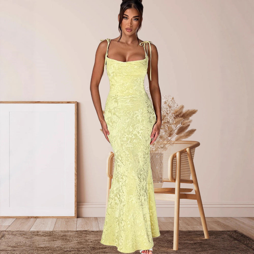 Damen Elegantes Maxikleid mit verführerischen Spaghettiträgern