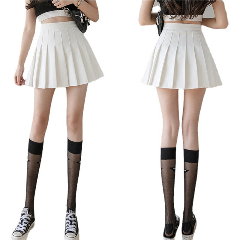 Damen Kurzarm-Oberteil mit innovativem Schnitt und asymmetrischen Details