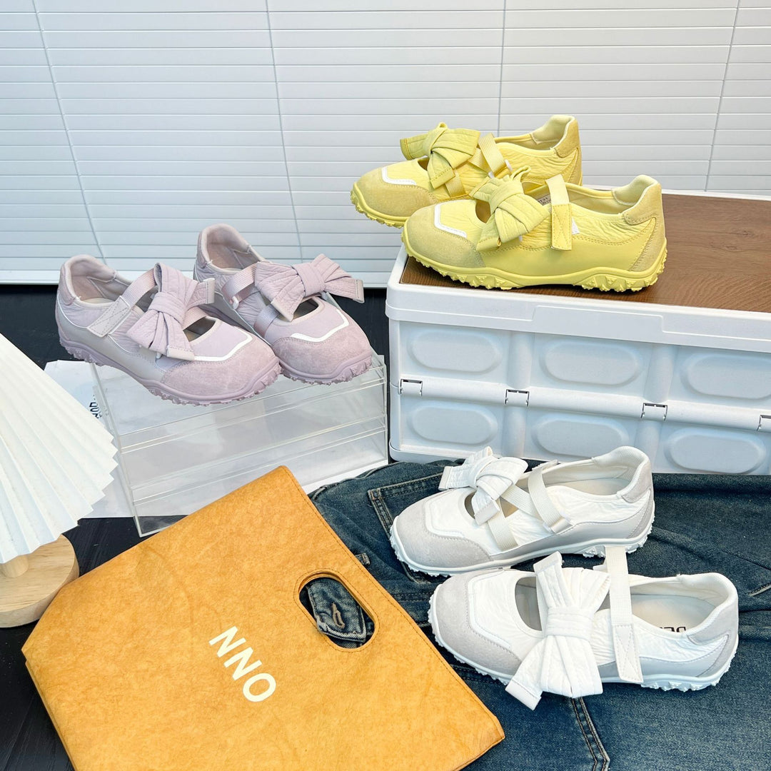 Damen Sportliche Sneakers mit verstellbarem Riemen und atmungsaktiver Oberkonstruktion R&B