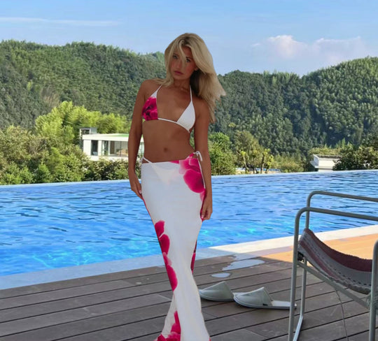 Damen Bikini-Set mit elegantem Wickeltuch und floralem Design R&B
