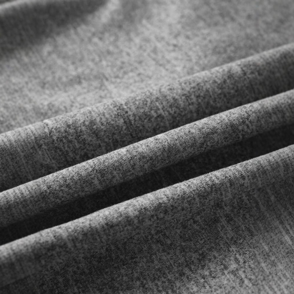 Damen T-Shirt mit künstlerischem Schmetterlingsdesign und herzförmigem Akzent R&B